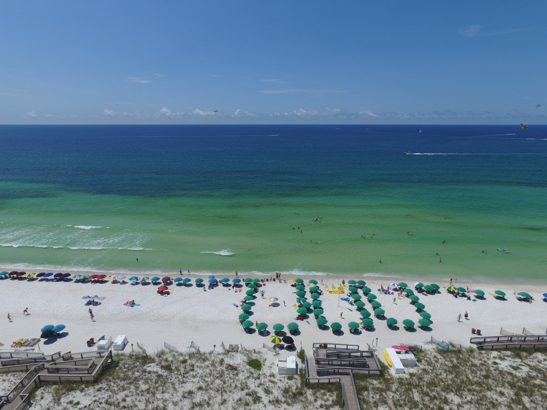 Emerald Coast beach Destin Florida gulf-front vacation rental views